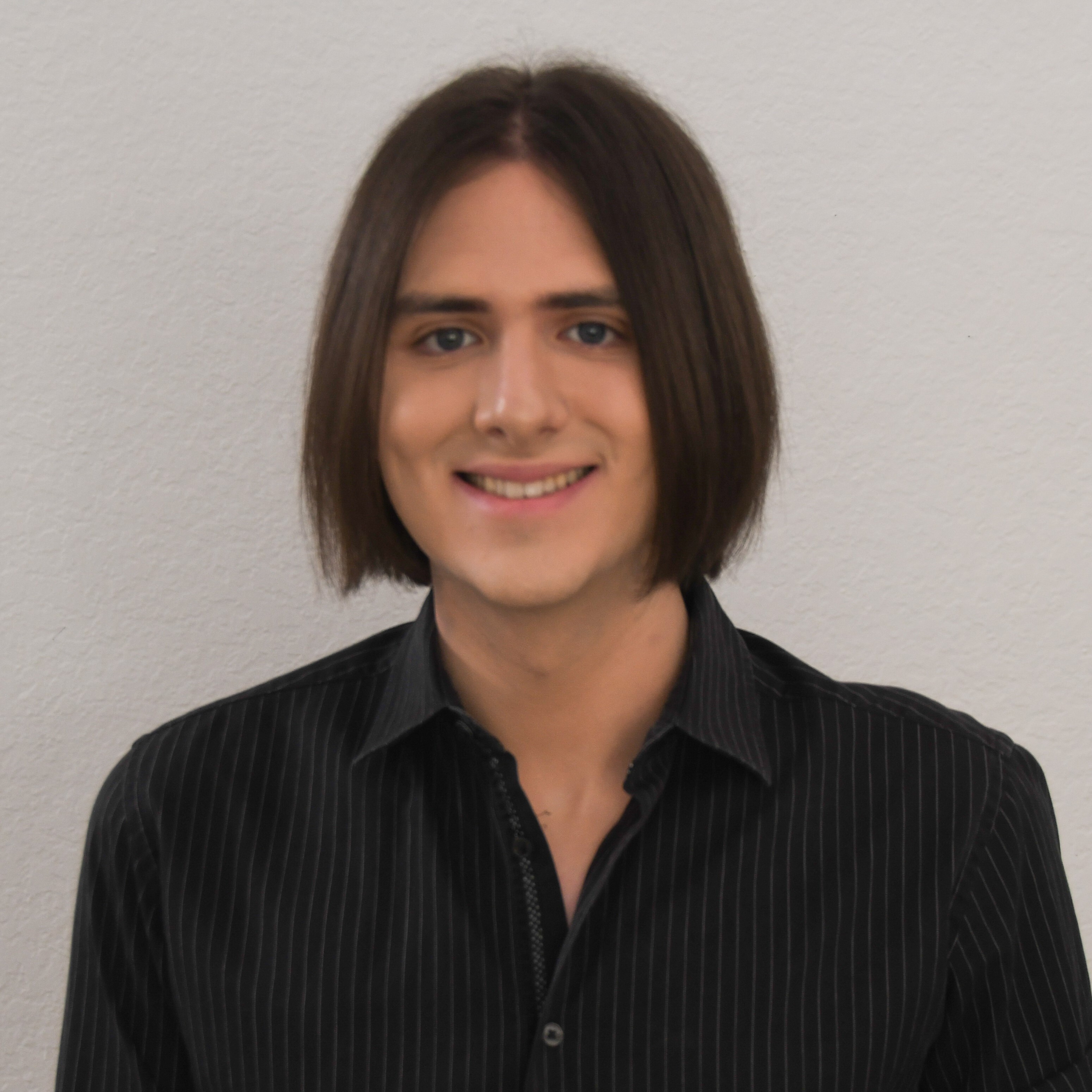 3.24.25-portraits-13-crop.jpg